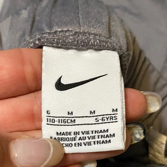 Nike Youth Charcoal Gray Zip Hoodie and pant set - Picture 8 of 8